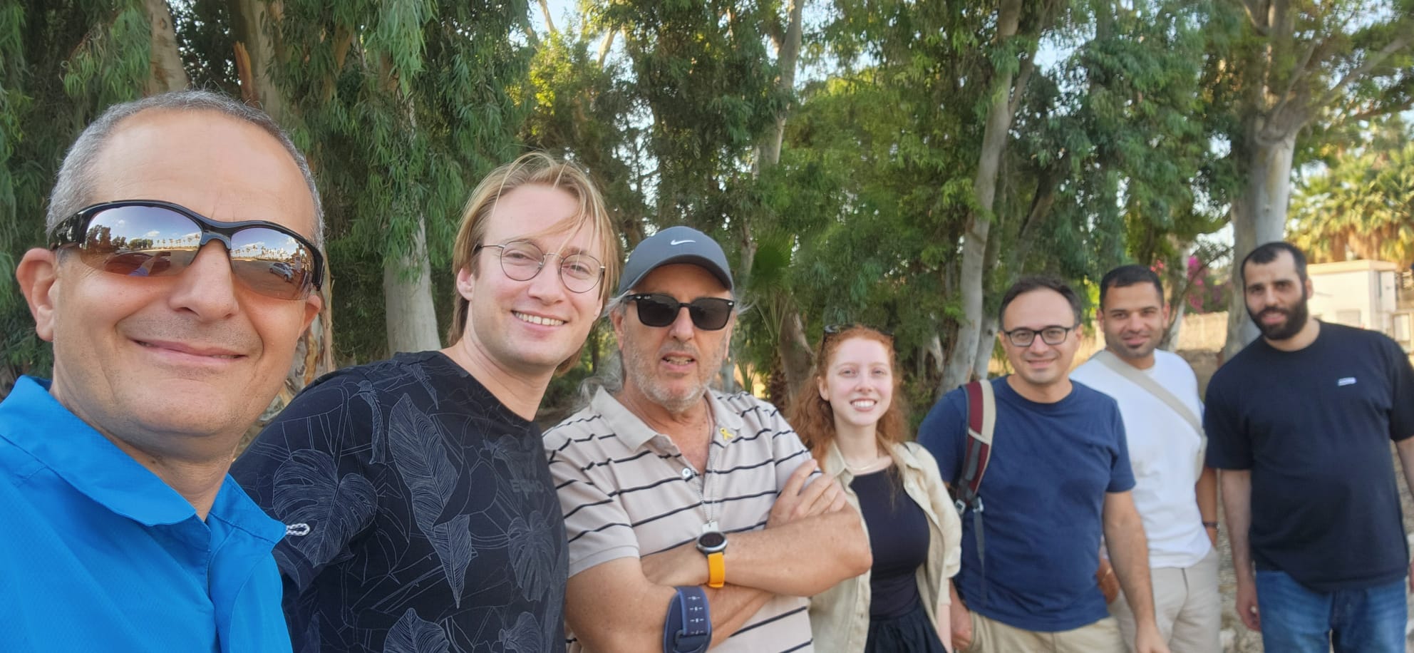 תמונה עם הקבוצה